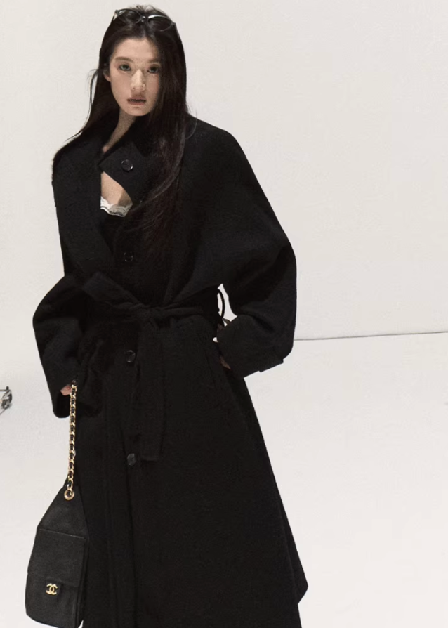 OAKMOO dress, halterneck lace dress, fake two-piece dress, black long sleeve dress, Korean street fashion dress, winter slimming dress, layered lace dress, waist pinched dress, Y2K dark feminine dress, black suspender dress women