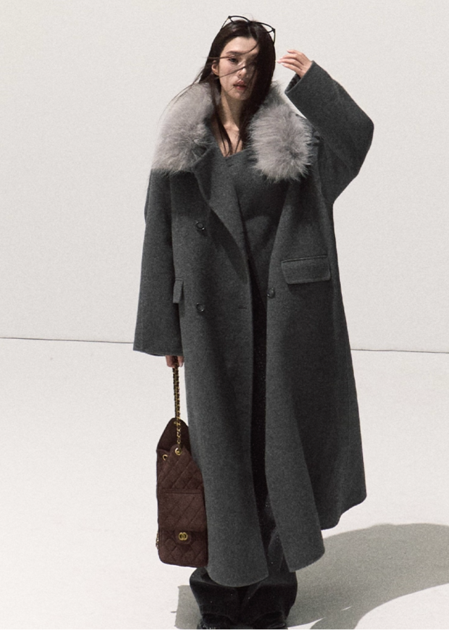 OAKMOO merino wool coat, reversible wool coat women, detachable raccoon fur collar coat, long winter wool coat, premium merino outerwear, double-breasted reversible coat, Korean minimalist winter coat, luxury long wool jacket, fur collar maxi coat, fall winter premium coat women