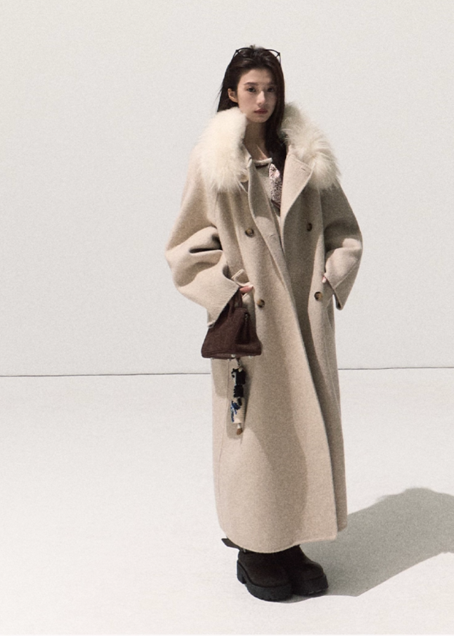 OAKMOO merino wool coat, reversible wool coat women, detachable raccoon fur collar coat, long winter wool coat, premium merino outerwear, double-breasted reversible coat, Korean minimalist winter coat, luxury long wool jacket, fur collar maxi coat, fall winter premium coat women