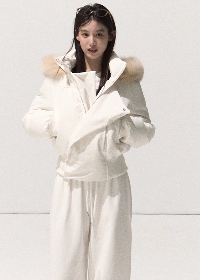 OAKMOO down jacket, white fox fur down jacket, 95 white duck down coat, winter short down parka, fox trim hooded jacket, Korean designer down jacket, warm winter coat women, sculptural down jacket, luxury fox fur collar coat