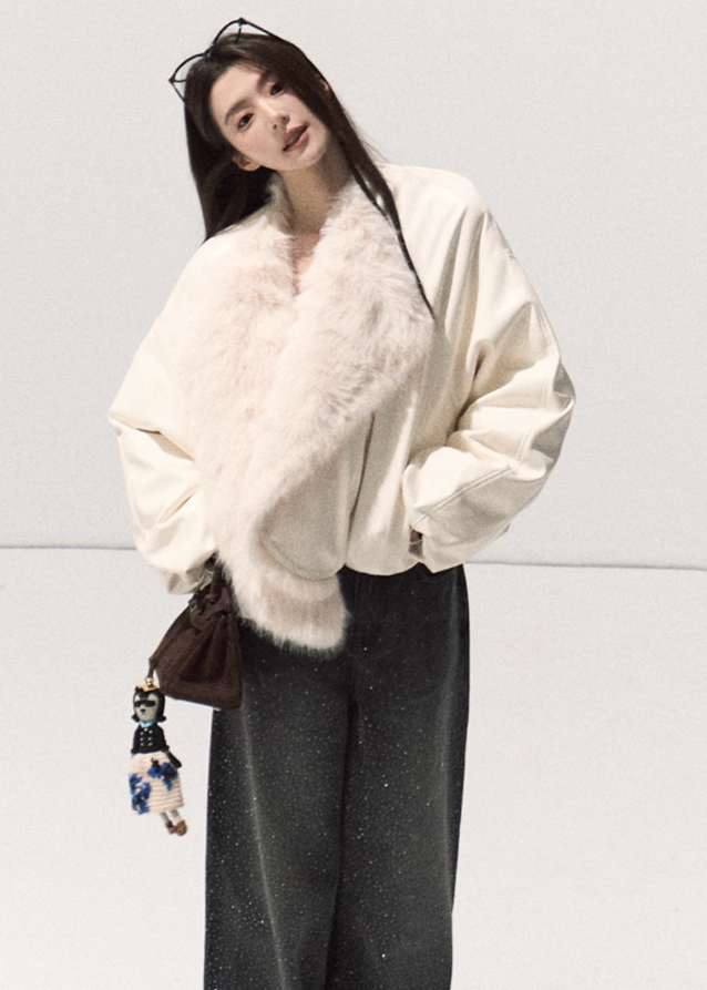 OAKMOO leather down jacket, fox fur collar coat, Samsung 95 white duck down, oversized winter jacket women, luxury fur trim puffer, Korean designer outerwear, sculptural down coat, warm thick winter jacket, premium leather fur bomber, architectural winter fashion