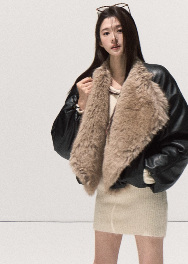 OAKMOO leather down jacket, fox fur collar coat, Samsung 95 white duck down, oversized winter jacket women, luxury fur trim puffer, Korean designer outerwear, sculptural down coat, warm thick winter jacket, premium leather fur bomber, architectural winter fashion