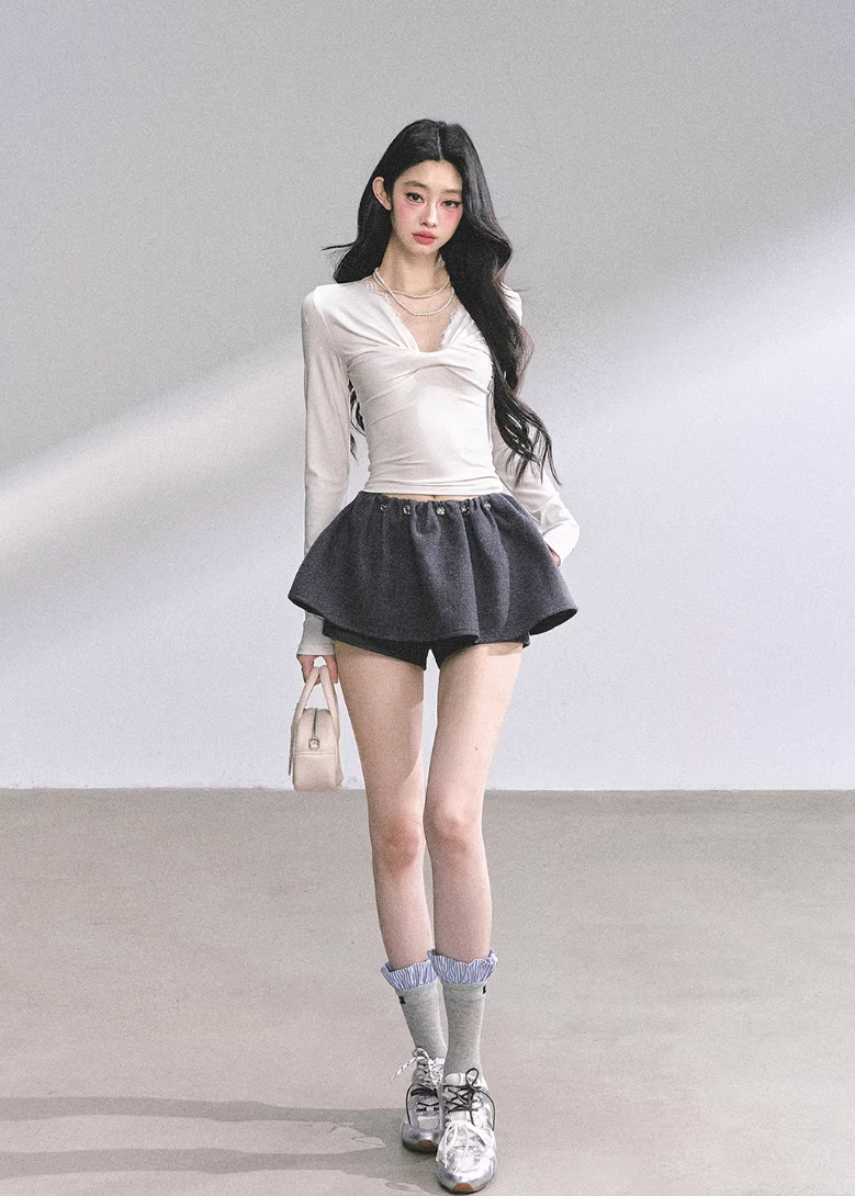 AOMALM lace top, long sleeve V-neck top women, slimming lace T-shirt, Korean feminine top, hot girl long sleeve top, autumn slim fit top, lace detail shirt women, soft stretch long sleeve, elegant V-neck top, Korean aesthetic clothing, fitted women’s top, lightweight fall top, feminine lace blouse, layering long sleeve top