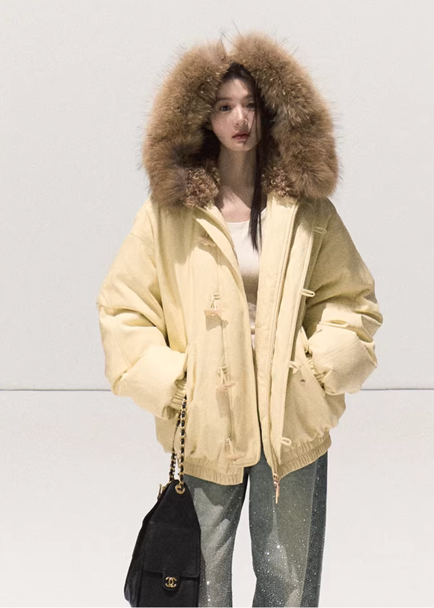OAKMOO down parka, raccoon fur collar jacket, white duck down parka women, Korean winter parka, luxury fur down coat, detachable fur hood jacket, premium winter outerwear women, Finnish fur down jacket, warm winter parka women, oversized Korean parka, cold weather down jacket, stylish winter coat women, hooded down parka, snow-ready winter jacket, designer Korean outerwear
