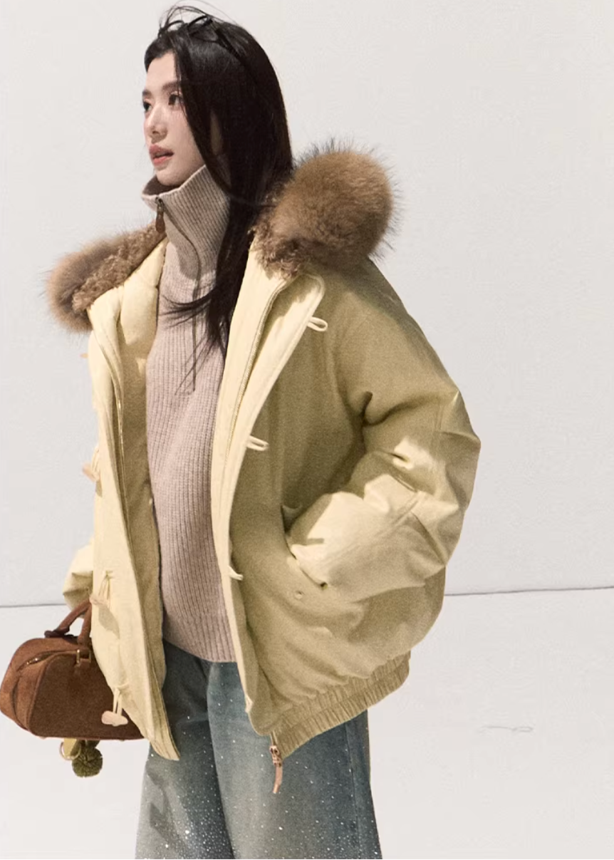 OAKMOO down parka, raccoon fur collar jacket, white duck down parka women, Korean winter parka, luxury fur down coat, detachable fur hood jacket, premium winter outerwear women, Finnish fur down jacket, warm winter parka women, oversized Korean parka, cold weather down jacket, stylish winter coat women, hooded down parka, snow-ready winter jacket, designer Korean outerwear