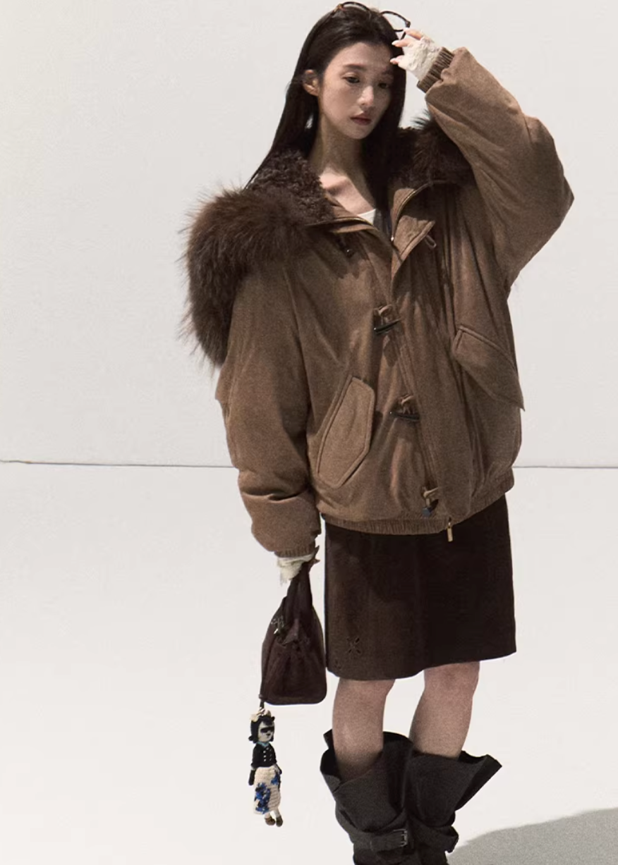 OAKMOO down parka, raccoon fur collar jacket, white duck down parka women, Korean winter parka, luxury fur down coat, detachable fur hood jacket, premium winter outerwear women, Finnish fur down jacket, warm winter parka women, oversized Korean parka, cold weather down jacket, stylish winter coat women, hooded down parka, snow-ready winter jacket, designer Korean outerwear