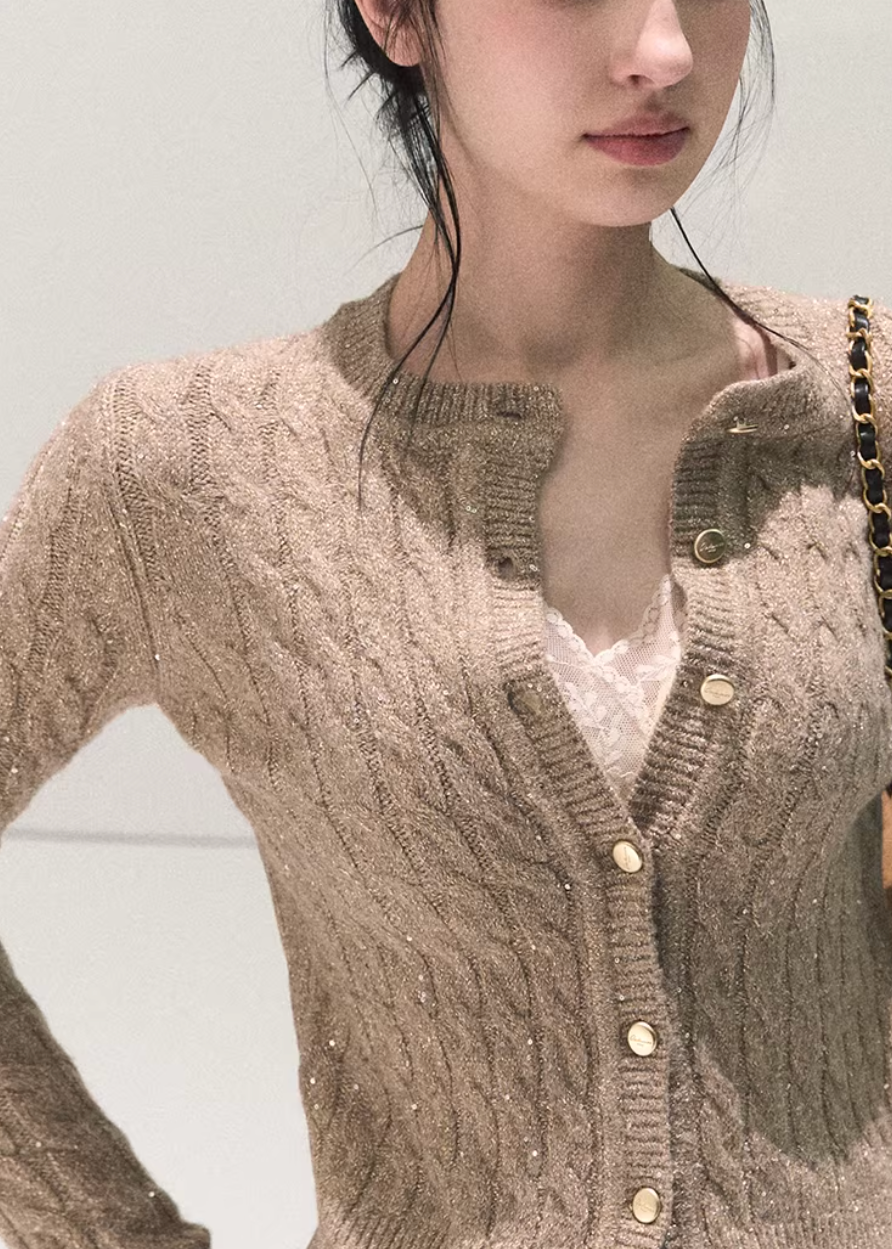 OAKMOO knit cardigan, Korean cable knit cardigan, women’s wool cardigan, filigree knit sweater, slim fit knit cardigan, Korean winter fashion, elegant knitwear women, Christmas knit cardigan, layering cardigan women, soft wool blend sweater, minimalist Korean style, OAKMOO winter cardigan, feminine knit top