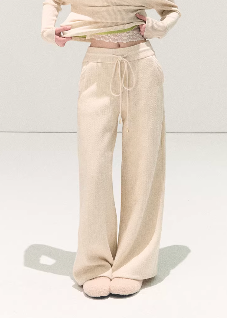 OAKMOO knit pants, Korean wide-leg pants, women’s knit trousers, high-waisted knit pants, soft winter pants women, loose fit knit pants, Korean minimal style pants, cozy wide pants, elastic waist knit trousers, winter lounge pants women, OAKMOO winter bottoms, soft straight-leg pants