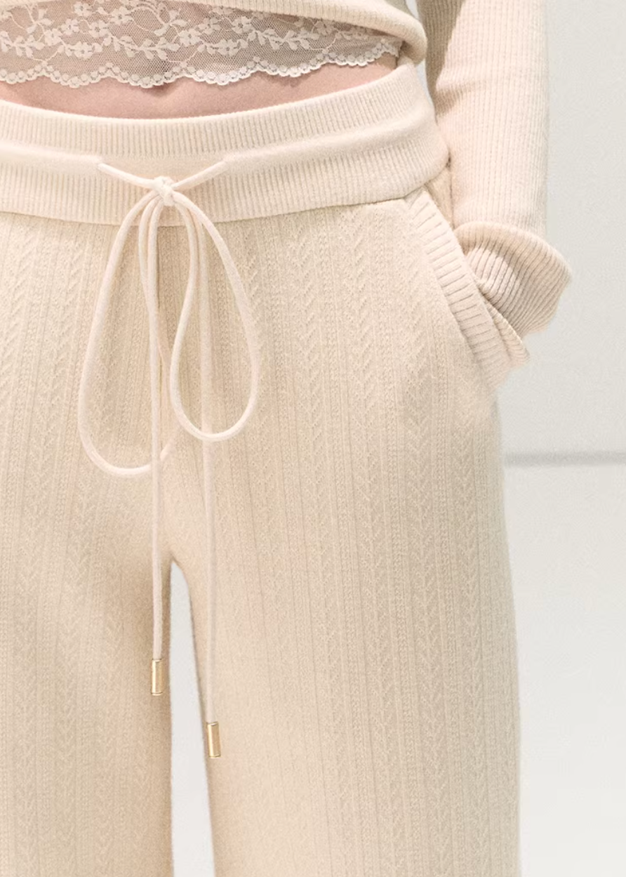 OAKMOO knit pants, Korean wide-leg pants, women’s knit trousers, high-waisted knit pants, soft winter pants women, loose fit knit pants, Korean minimal style pants, cozy wide pants, elastic waist knit trousers, winter lounge pants women, OAKMOO winter bottoms, soft straight-leg pants