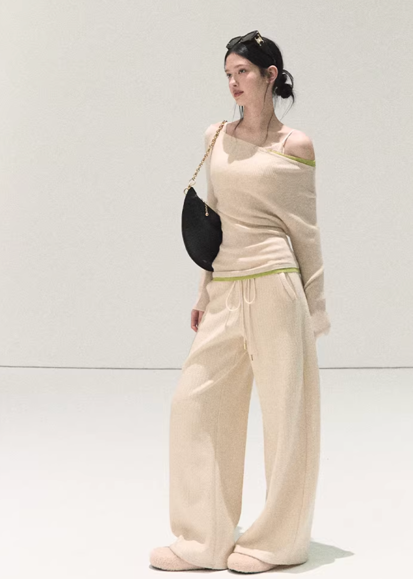 OAKMOO knit pants, Korean wide-leg pants, women’s knit trousers, high-waisted knit pants, soft winter pants women, loose fit knit pants, Korean minimal style pants, cozy wide pants, elastic waist knit trousers, winter lounge pants women, OAKMOO winter bottoms, soft straight-leg pants