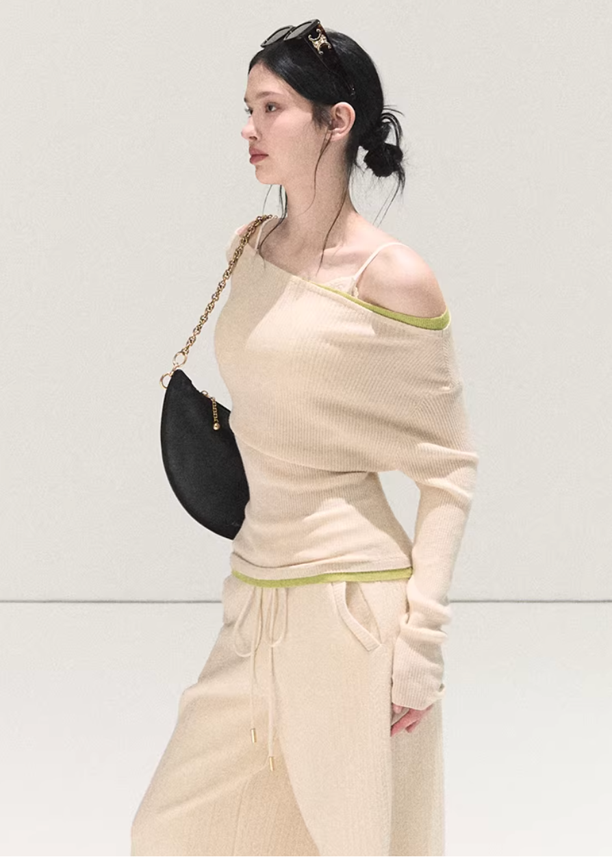 OAKMOO knit pants, Korean wide-leg pants, women’s knit trousers, high-waisted knit pants, soft winter pants women, loose fit knit pants, Korean minimal style pants, cozy wide pants, elastic waist knit trousers, winter lounge pants women, OAKMOO winter bottoms, soft straight-leg pants
