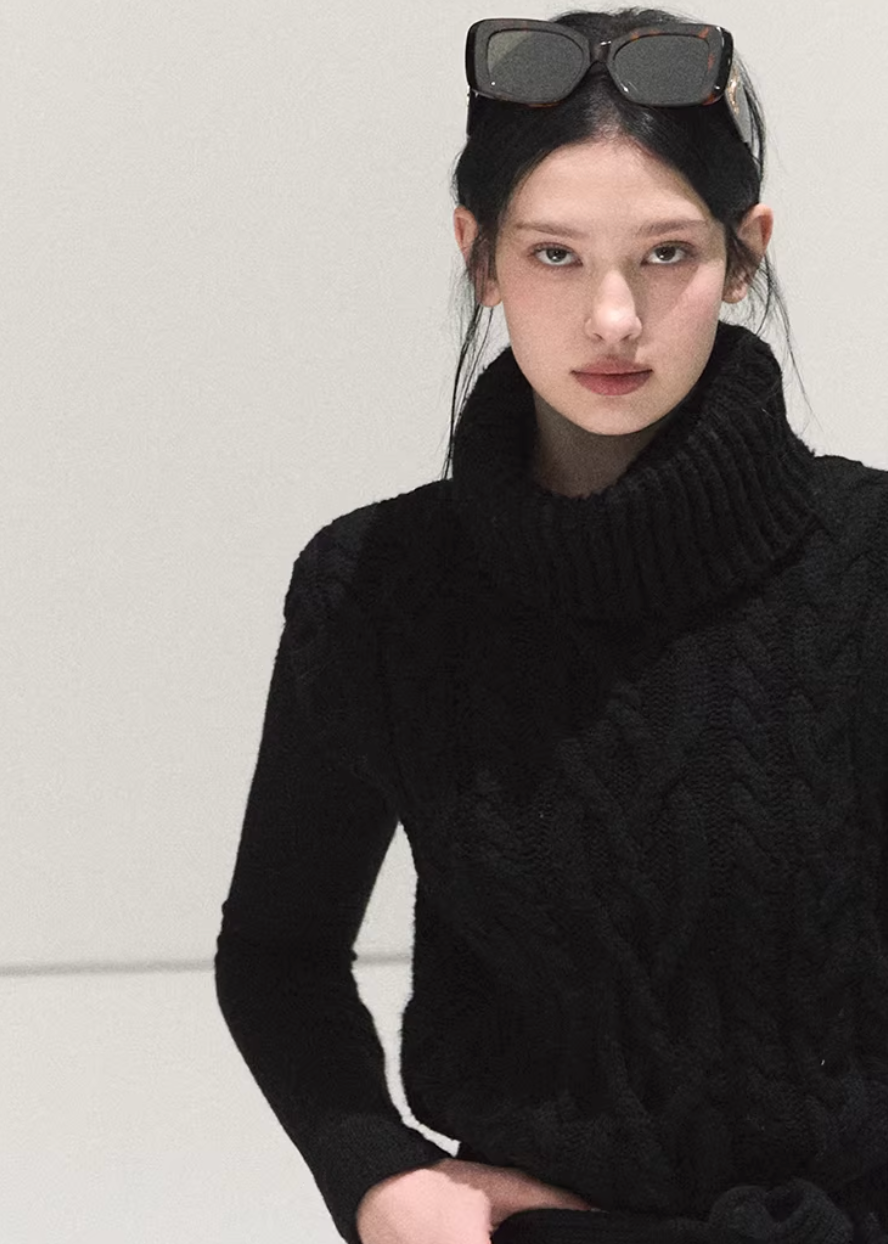OAKMOO knit vest, cable knit sleeveless sweater, wool knit vest women, Korean layered knitwear, high neck cable sweater, winter knit layering top, minimalist wool vest, Korean fashion winter knit, sleeveless cable sweater women, textured wool knit top, OAKMOO winter knit