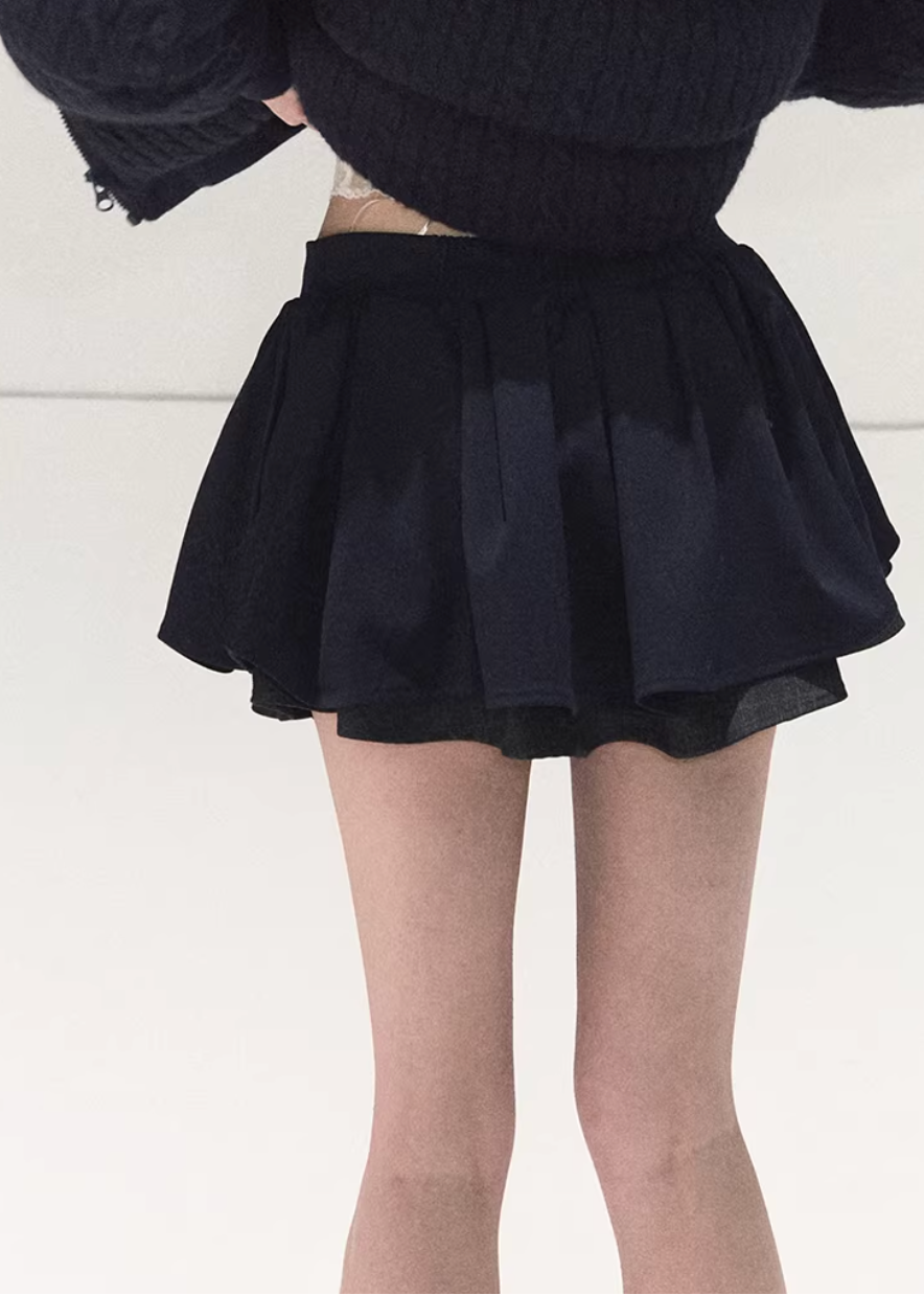 OAKMOO skirt, puff culotte skirt, mini skort women, Korean puff skirt, TR fabric skirt, layered culottes women, fall winter mini skirt, Korean fashion skort, elastic waist mini skirt, contrast plaid skirt, OAKMOO winter bottoms, short culotte skirt