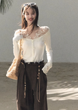OAKMOO cardigan, lace knit cardigan women, V-neck slim knit top, Korean waist-fit cardigan, feminine lace top winter, elegant knit cardigan women, OAKMOO knitwear, pinch waist knit top, soft Korean style cardigan, slim fit lace cardigan, autumn winter knit top