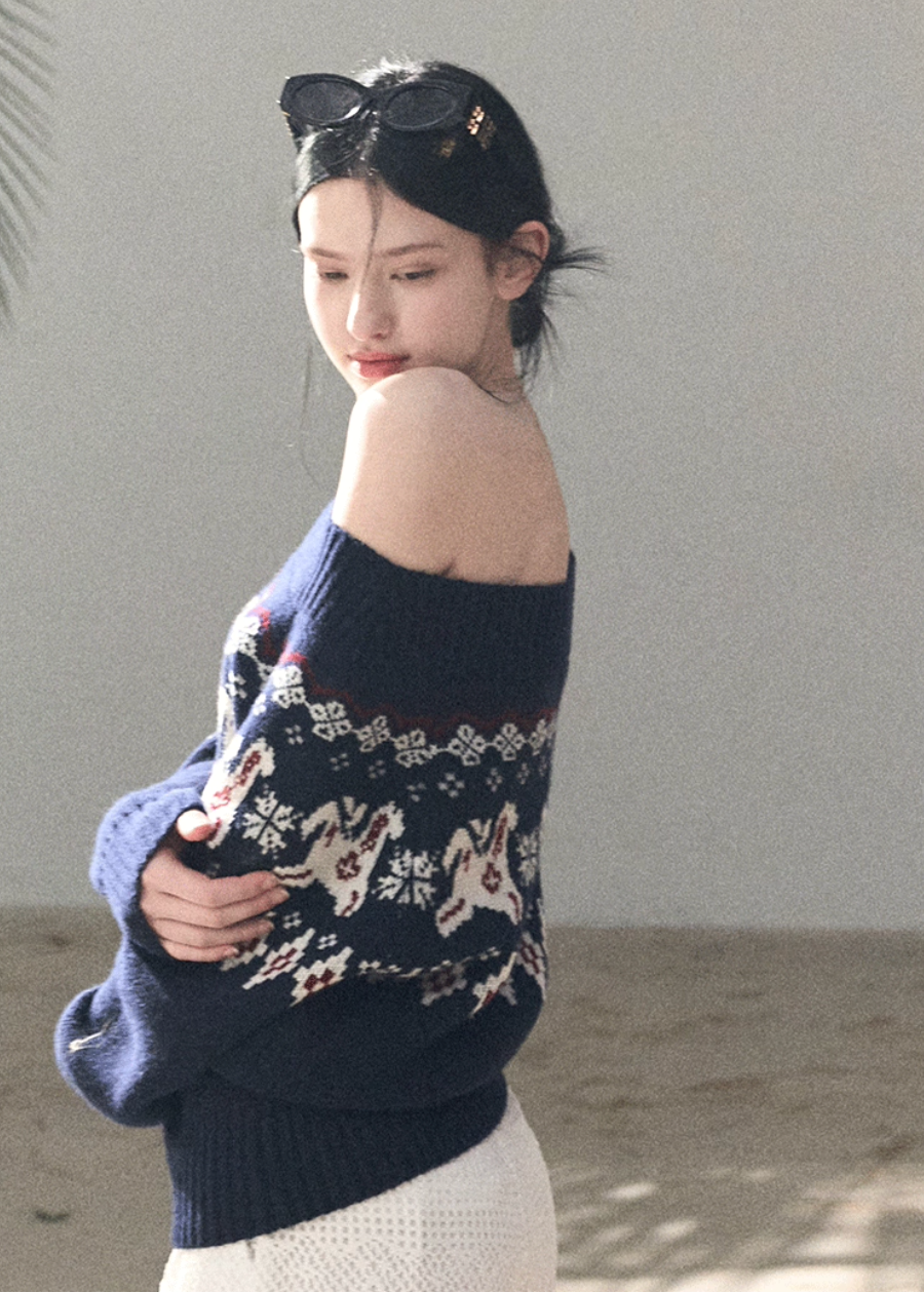OAKMOO knit sweater, Fair Isle sweater women, Korean wool sweater, off shoulder knit top, winter knit sweater women, gold thread knit, OAKMOO winter top, Korean aesthetic sweater, soft luxury knitwear, Fair Isle pattern sweater, elegant casual winter top