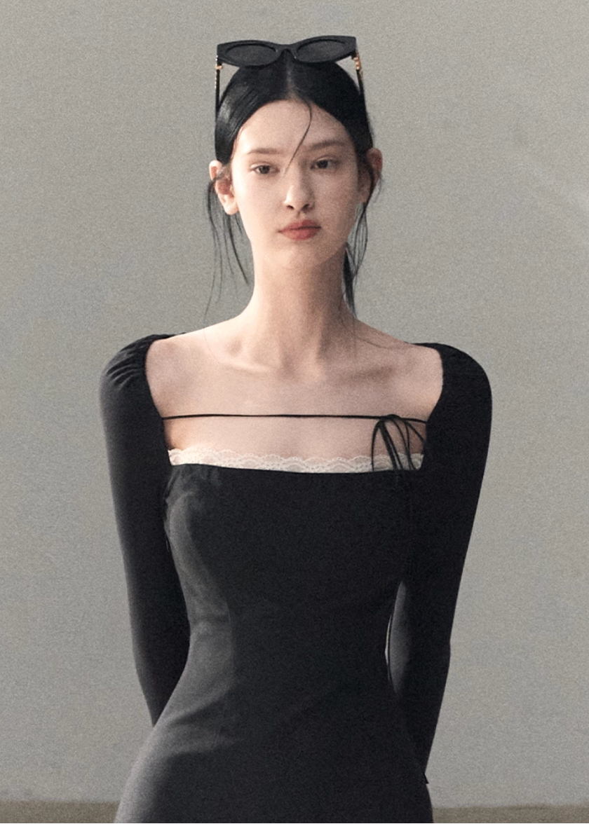 OAKMOO dress, Korean off shoulder dress, waist cinched dress women, lace detail dress, slim fit long sleeve dress, Korean feminine dress, minimalist sexy dress, OAKMOO winter dress, elegant knit dress women, off shoulder black dress, Korean aesthetic clothing