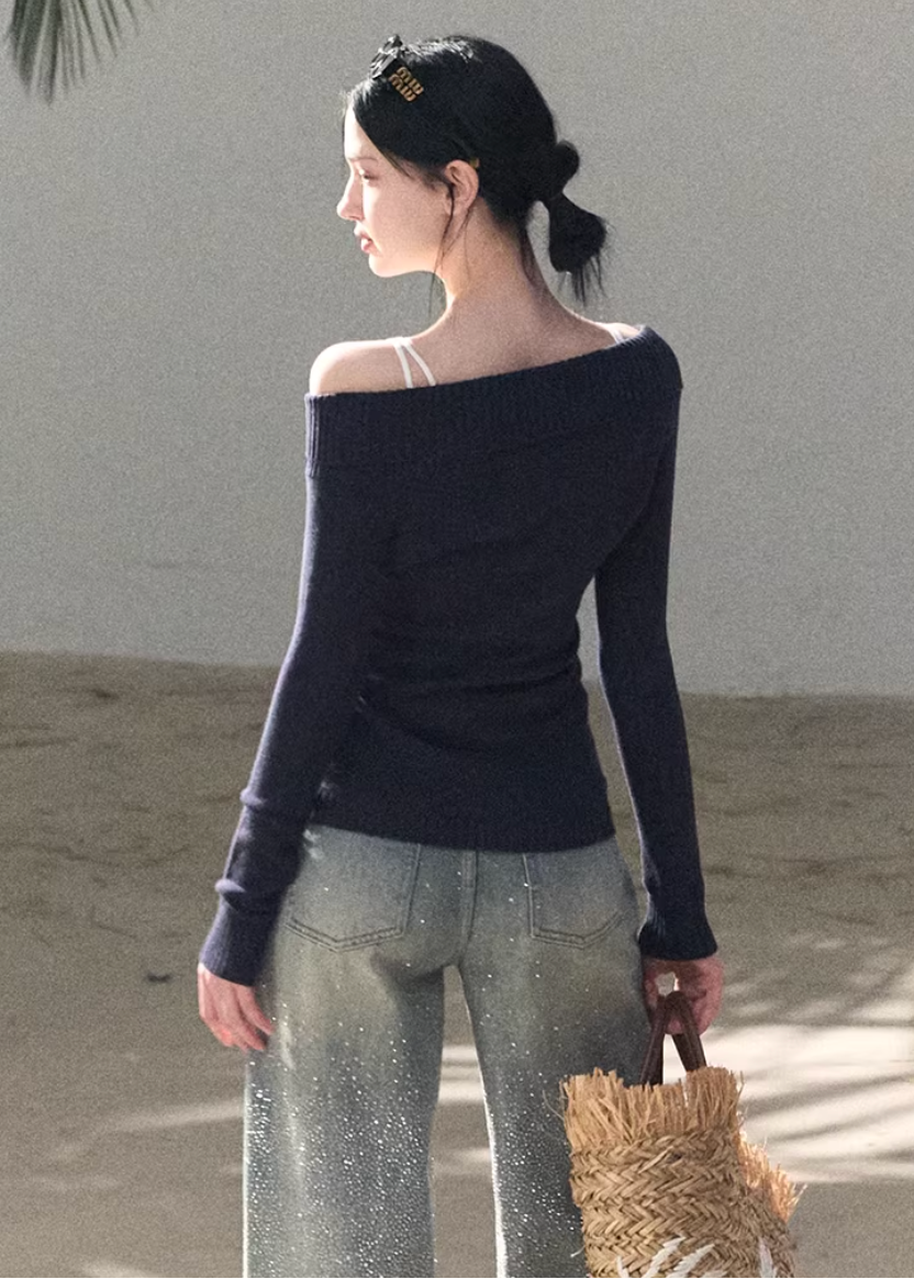 asymmetric knit top, one shoulder sweater women, slim fit knit top, korean minimal sweater, long sleeve knit women, modern feminine knit, slanted shoulder top, spring knitwear women, versatile knit top, premium knit sweater, body fit knit, chic layering top, minimalist women sweater, oakmoo knit style, elegant casual knit