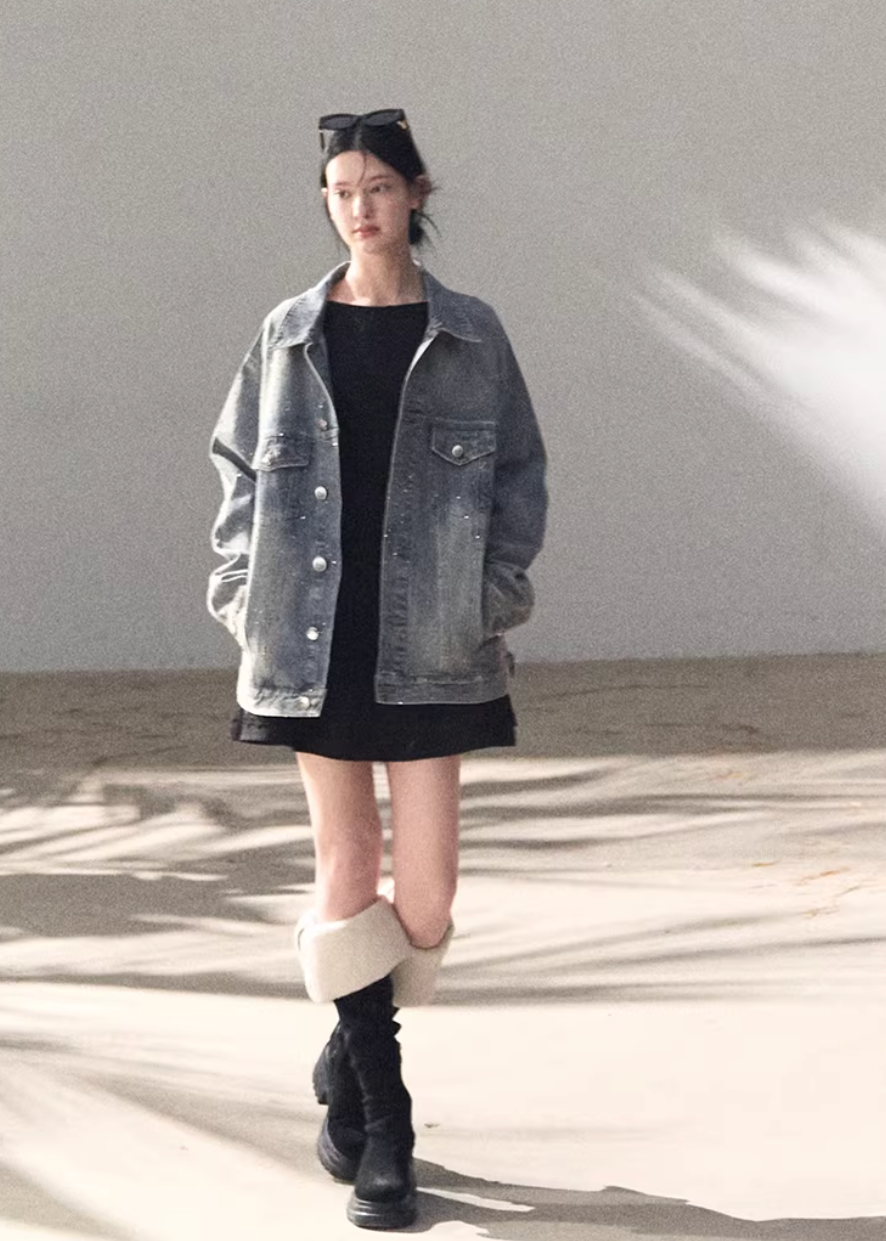 denim work jacket women, crystal denim jacket, embellished denim outerwear, korean utility jacket, mid length denim jacket, heavyweight denim jacket, modern women denim, casual chic denim jacket, premium denim outerwear, relaxed fit denim jacket, subtle sparkle jacket, everyday denim layer, structured denim jacket, oakmoo denim style, contemporary women jacket