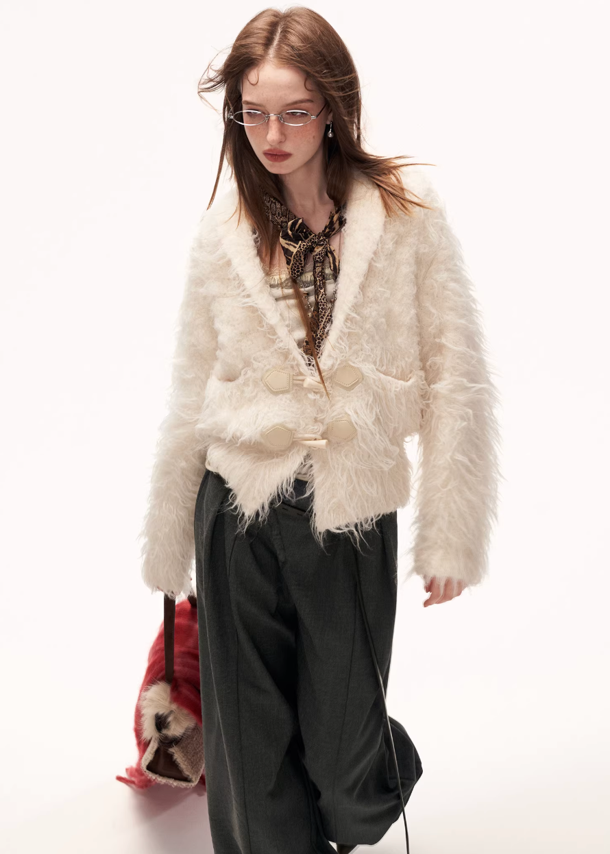 loop yarn cardigan women, fleece knit cardigan, oversized lazy sweater, y2k cozy knitwear, white knit cardigan women, loose fit winter sweater, street style cardigan women, plush knit sweater, trendy fall winter knit, mamc cardigan style, casual oversized knit, soft fleece sweater women, fashion knit jacket, y2k street sweater, cozy women cardigan
