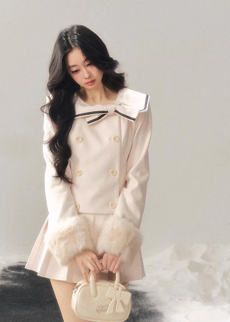 preppy winter dress women, pleated mini dress, slimming women dress, korean minimal dress, elegant short dress women, winter pleated skirt dress, refined women outfit, structured mini dress, feminine daily wear dress, premium women dress, aomalm dress style, classic preppy dress women, modern elegant dress, understated luxury women clothing, winter fashion dress