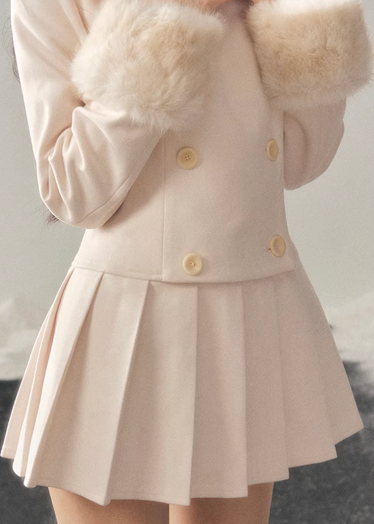 preppy winter dress women, pleated mini dress, slimming women dress, korean minimal dress, elegant short dress women, winter pleated skirt dress, refined women outfit, structured mini dress, feminine daily wear dress, premium women dress, aomalm dress style, classic preppy dress women, modern elegant dress, understated luxury women clothing, winter fashion dress