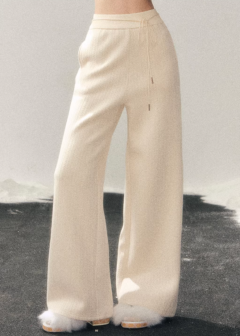 wide leg knit pants women, winter wide trousers women, korean minimal pants, soft knit lounge pants, relaxed fit winter trousers, elegant casual pants women, comfortable women pants, premium knit bottoms, aomalm pants style, understated luxury trousers, loose fit winter pants, modern women knit pants, calm style clothing women, versatile wide leg pants, cozy winter bottoms