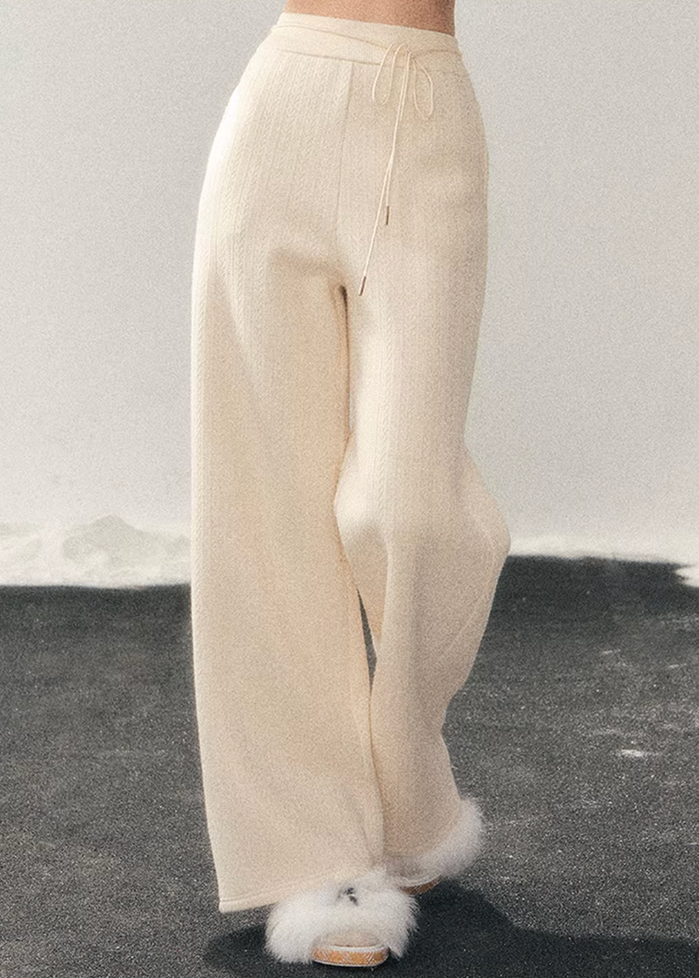wide leg knit pants women, winter wide trousers women, korean minimal pants, soft knit lounge pants, relaxed fit winter trousers, elegant casual pants women, comfortable women pants, premium knit bottoms, aomalm pants style, understated luxury trousers, loose fit winter pants, modern women knit pants, calm style clothing women, versatile wide leg pants, cozy winter bottoms