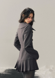 collegiate winter dress women, waist defined dress, american preppy dress women, korean minimal dress, elegant winter mini dress, refined women dress, classic campus style dress, feminine daily wear dress, premium women clothing, aomalm dress style, structured winter dress, modern preppy outfit women, understated luxury dress, winter fashion women dress, timeless women dress