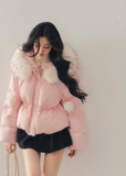 short down jacket women, white duck down coat, winter puffer jacket women, hooded down jacket women, korean minimal outerwear, elegant winter down coat, premium women down jacket, aomalm down style, feminine winter jacket, lightweight warm coat women, refined winter outerwear, understated luxury winter wear, modern women puffer, cozy winter jacket women, daily winter essential