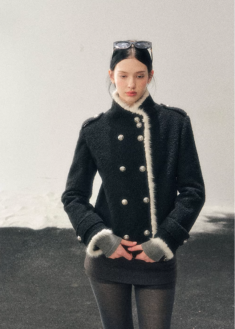 hepburn wool coat women, padded wool jacket women, winter wool coat women, korean minimal outerwear, elegant winter coat, refined women jacket, classic short wool coat, premium women outerwear, aomalm wool style, understated luxury winter wear, thickened wool coat, feminine winter jacket, modern women coat, timeless winter outerwear, daily luxury wool coat