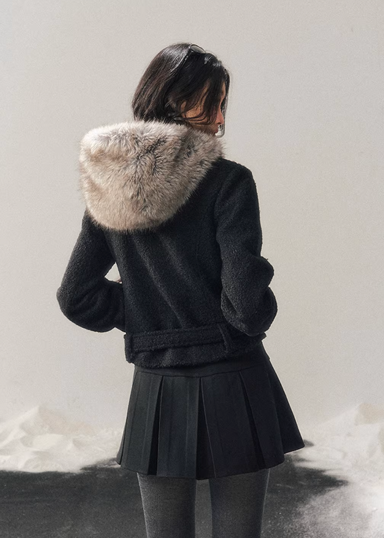 horn button wool jacket women, hooded wool coat women, padded winter jacket women, french style wool coat, korean minimal outerwear, refined winter jacket, elegant women coat, thickened wool jacket, premium women outerwear, aomalm wool style, understated luxury winter wear, modern women wool coat, feminine winter jacket, classic toggle coat women, daily winter outerwear