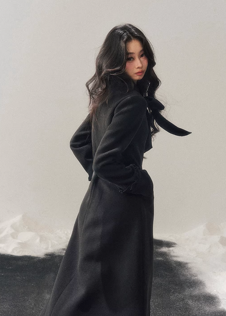 hepburn trench coat women, winter long coat women, cotton wool trench coat, korean minimal outerwear, elegant winter trench, refined women coat, classic long wool coat, premium women outerwear, aomalm coat style, understated luxury winter wear, feminine long coat women, modern trench coat winter, timeless women coat, structured winter trench, daily elegant outerwear