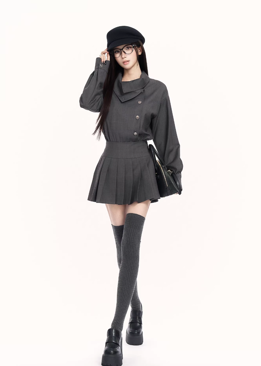 trench style mini dress women, pleated waist dress, british college dress women, edgy commuter dress, lapel mini dress women, dark minimalist fashion dress, vock dress style, tailored spring dress women, urban preppy dress, waist shaping mini dress, alternative office wear women, structured pleated dress, modern black gray dress, controlled silhouette fashion, early spring women dress