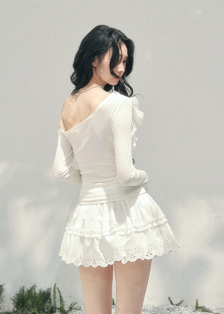 off shoulder long sleeve top women, bow detail spring top, slim fit t shirt women, aomalm top style, feminine spring outfit women, elegant off shoulder tee, refined casual women top, korean french style clothing, lightweight spring top women, shoulder revealing top women, modern women long sleeve tee, delicate bow top, understated luxury spring wear, hot girl spring top, versatile women fashion top