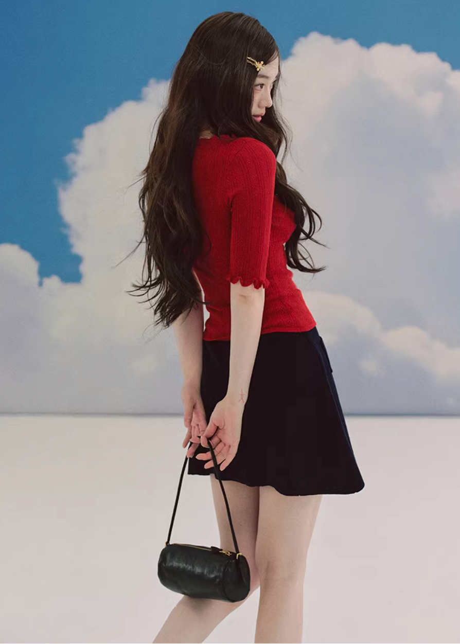 knit mini skirt, elastic waist skirt, a line mini skirt, korean fashion skirt, casual knit skirt, soft stretch skirt, irregular hem skirt, playful mini skirt, everyday skirt women, comfortable knit bottom, minimalist skirt style, spring mini skirt, versatile outfit piece, feminine casual look, cozy chic skirt, light knit skirt women, soft texture skirt, modern mini skirt, easy styling skirt, relaxed fit skirt