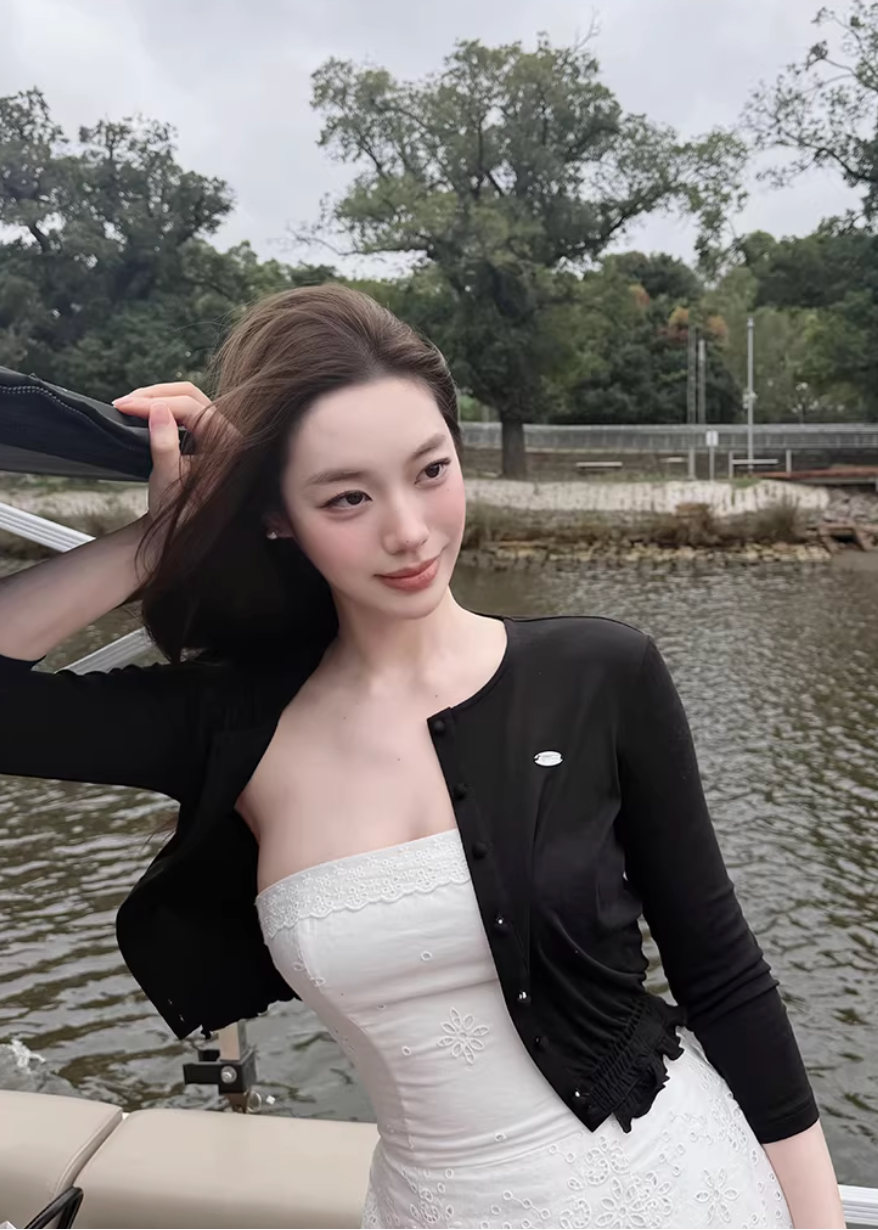 lyocell cardigan women, cropped knit top, lace trim top women, korean fashion top, pastel knit cardigan, stretch long sleeve top, feminine cardigan top, soft knit blouse, lightweight spring top, breathable fabric top, fitted cardigan women, minimalist feminine outfit, parisian style top, everyday chic top, aesthetic fashion knit, versatile layering top, modern feminine clothing, soft luxury knitwear, delicate detail top, casual elegant wear