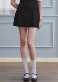 tailored mini skirt women, suit skirt women, black mini skirt, korean fashion skirt, structured skirt women, slimming mini skirt, professional style skirt, chic office outfit, minimalist skirt women, modern feminine clothing, versatile black skirt, spring mini skirt, clean silhouette skirt, aesthetic fashion skirt, refined casual wear, everyday elegant outfit, urban style skirt, fitted mini skirt, contemporary fashion women, essential wardrobe skirt