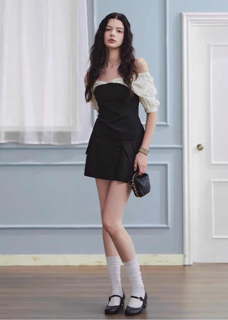 tailored mini skirt women, suit skirt women, black mini skirt, korean fashion skirt, structured skirt women, slimming mini skirt, professional style skirt, chic office outfit, minimalist skirt women, modern feminine clothing, versatile black skirt, spring mini skirt, clean silhouette skirt, aesthetic fashion skirt, refined casual wear, everyday elegant outfit, urban style skirt, fitted mini skirt, contemporary fashion women, essential wardrobe skirt