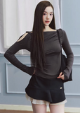 off shoulder top women, tencel long sleeve top, asymmetrical neckline top, korean fashion top, slim fit tee women, minimalist long sleeve top, breathable fabric top, modern feminine clothing, casual chic top, fitted long sleeve shirt, soft knit top women, versatile everyday top, aesthetic fashion top, parisian style clothing, clean line top, lightweight layering top, refined casual wear, edgy feminine outfit, simple design top, contemporary fashion women