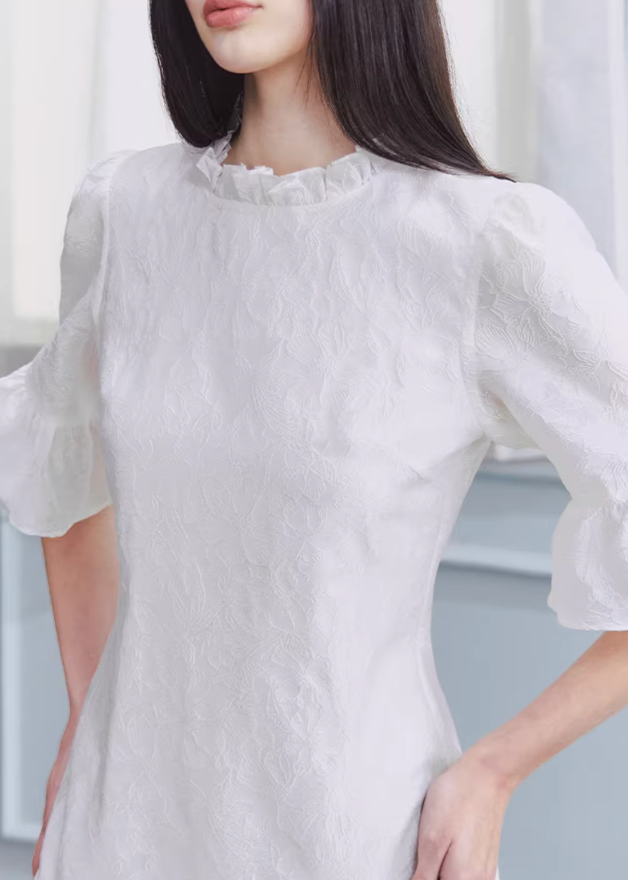 white mini dress women, jacquard dress women, ruffle dress spring, korean fashion dress, spring outfits 2026, feminine mini dress, textured white dress, aesthetic fashion dress, lightweight summer dress, chic everyday outfit, modern feminine clothing, elegant casual dress, parisian style clothing, versatile spring dress, soft girl aesthetic dress, flared mini dress, refined casual wear, delicate texture dress, romantic white dress, spring wardrobe essential