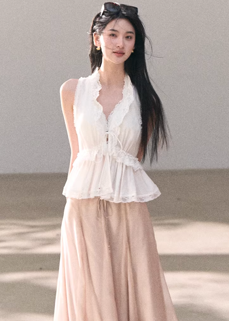 organza skirt women, flowy maxi skirt, korean fashion skirt, spring outfits 2026, casual spring outfits, sheer layered skirt, lightweight long skirt, feminine elegant skirt, soft aesthetic outfit, breathable summer skirt, modern feminine clothing, parisian style clothing, versatile long skirt, refined casual wear, airy fabric skirt, chic everyday outfit, minimal elegant skirt, spring wardrobe essential, soft flow skirt, calm luxury style