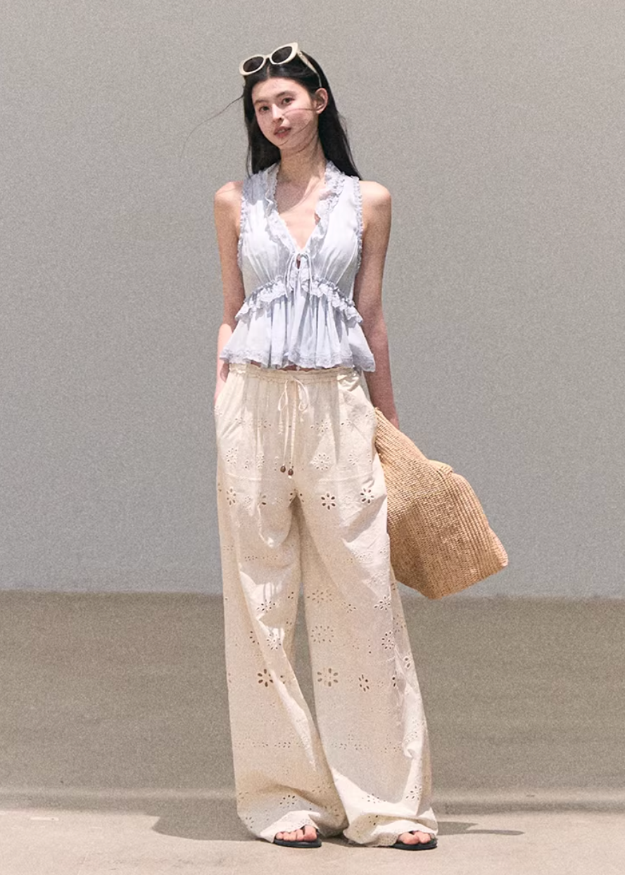 lace halter top women, linen blend top, lyocell blouse women, korean fashion top, spring outfit ideas, casual spring outfits, feminine summer top, lightweight blouse women, soft aesthetic outfit, breathable fabric top, modern feminine clothing, parisian style clothing, relaxed fit top women, versatile summer top, airy fabric blouse, chic everyday outfit, minimal elegant top, resort style top, calm luxury fashion, delicate lace blouse
