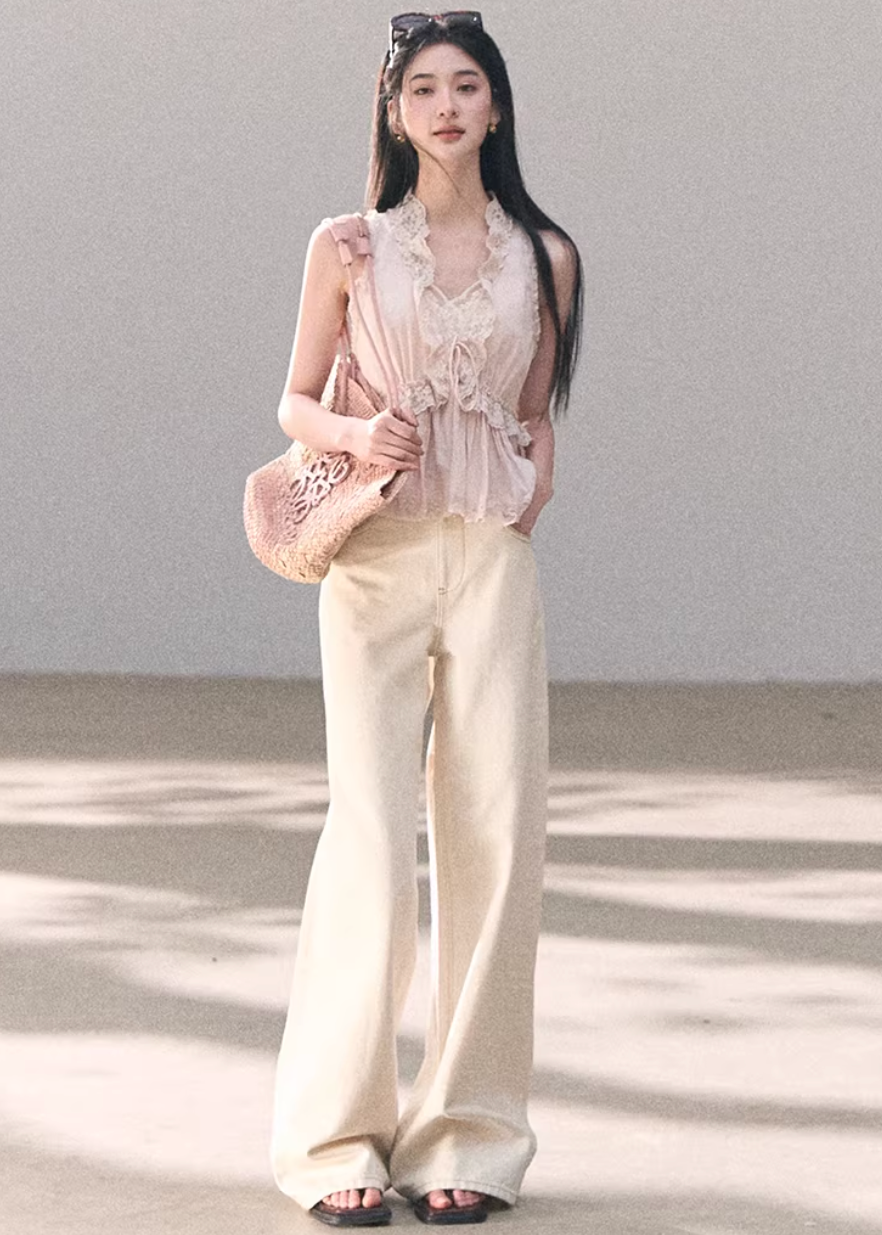 lace halter top women, linen blend top, lyocell blouse women, korean fashion top, spring outfit ideas, casual spring outfits, feminine summer top, lightweight blouse women, soft aesthetic outfit, breathable fabric top, modern feminine clothing, parisian style clothing, relaxed fit top women, versatile summer top, airy fabric blouse, chic everyday outfit, minimal elegant top, resort style top, calm luxury fashion, delicate lace blouse