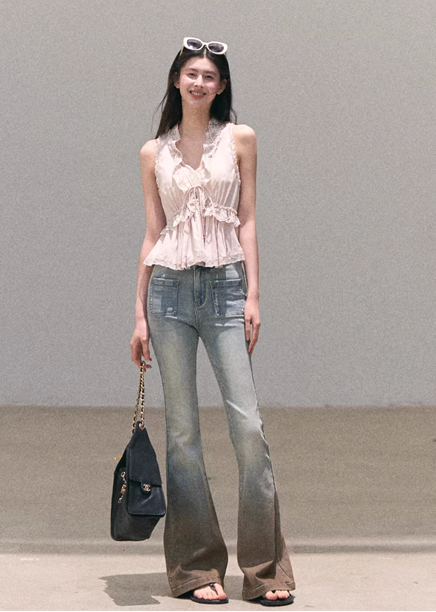 lace halter top women, linen blend top, lyocell blouse women, korean fashion top, spring outfit ideas, casual spring outfits, feminine summer top, lightweight blouse women, soft aesthetic outfit, breathable fabric top, modern feminine clothing, parisian style clothing, relaxed fit top women, versatile summer top, airy fabric blouse, chic everyday outfit, minimal elegant top, resort style top, calm luxury fashion, delicate lace blouse