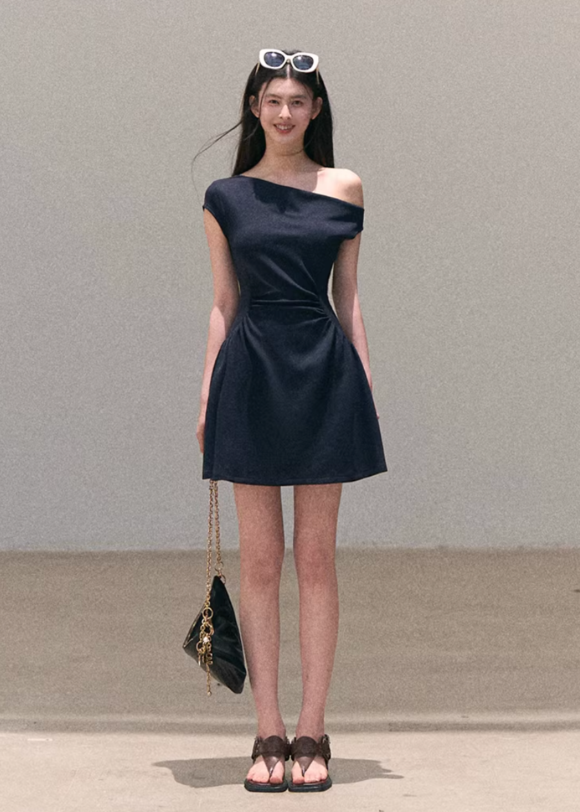 one shoulder dress women, lyocell dress women, korean fashion dress, spring outfit ideas, casual spring outfits, asymmetrical dress women, minimalist dress women, breathable fabric dress, soft aesthetic outfit, modern feminine clothing, parisian style clothing, versatile summer dress, chic everyday outfit, calm luxury fashion, lightweight dress women, elegant casual dress, effortless style dress, refined minimal dress, spring wardrobe dress, feminine silhouette dress