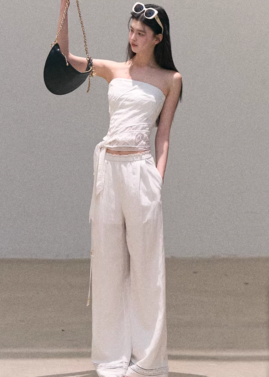 bandeau set women, linen two piece outfit, korean fashion set, spring outfit ideas, casual spring outfits, resort outfit women, wide leg pants set, minimalist summer outfit, breathable fabric set, soft aesthetic outfit, modern feminine clothing, parisian style clothing, versatile two piece outfit, travel outfit women, relaxed fit pants women, chic everyday set, natural fabric outfit, calm luxury fashion, effortless style set, spring wardrobe set