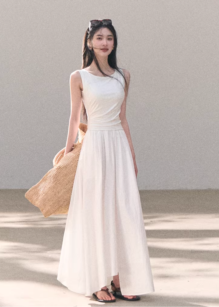 a line long dress women, layered dress women, korean fashion dress, spring outfits 2026, casual spring outfits, wrap dress women, minimalist long dress, soft aesthetic outfit, breathable fabric dress, modern feminine clothing, parisian style clothing, versatile long dress, chic everyday outfit, calm luxury fashion, lightweight dress women, elegant casual dress, effortless style dress, refined minimal dress, spring wardrobe dress, feminine silhouette dress