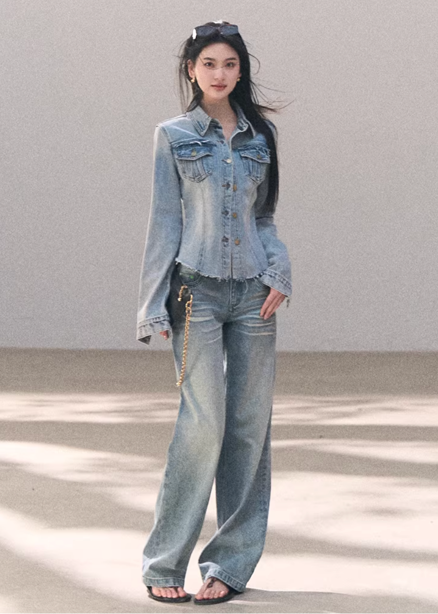 denim jacket women, short denim coat, korean fashion outerwear, spring outfits 2026, casual spring outfits, washed denim jacket, lightweight spring jacket, minimalist denim style, soft aesthetic outfit, modern feminine clothing, parisian style clothing, versatile layering jacket, chic everyday outfit, calm luxury fashion, commuter style jacket, relaxed fit denim jacket, effortless style outerwear, natural tone denim, spring wardrobe jacket, essential layering piece