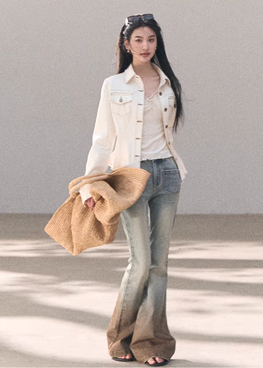 denim jacket women, short denim coat, korean fashion outerwear, spring outfits 2026, casual spring outfits, washed denim jacket, lightweight spring jacket, minimalist denim style, soft aesthetic outfit, modern feminine clothing, parisian style clothing, versatile layering jacket, chic everyday outfit, calm luxury fashion, commuter style jacket, relaxed fit denim jacket, effortless style outerwear, natural tone denim, spring wardrobe jacket, essential layering piece