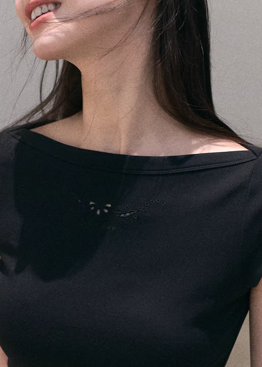 one shoulder t shirt women, asymmetrical top women, korean fashion top, spring outfit ideas, casual spring outfits, slim fit t shirt women, minimalist top women, breathable cotton tee, soft aesthetic outfit, modern feminine clothing, parisian style clothing, versatile everyday top, chic casual outfit, calm luxury fashion, lightweight summer top, effortless style blouse, refined casual wear, spring wardrobe essential, fitted tee women, simple design top